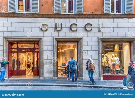 boutique gucci rome|best place to buy gucci.